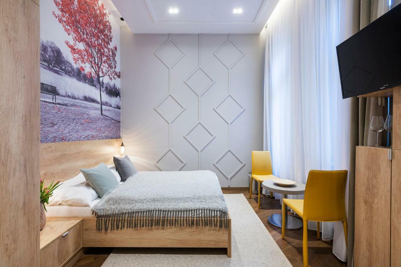 Lakeside Residences Apartman *