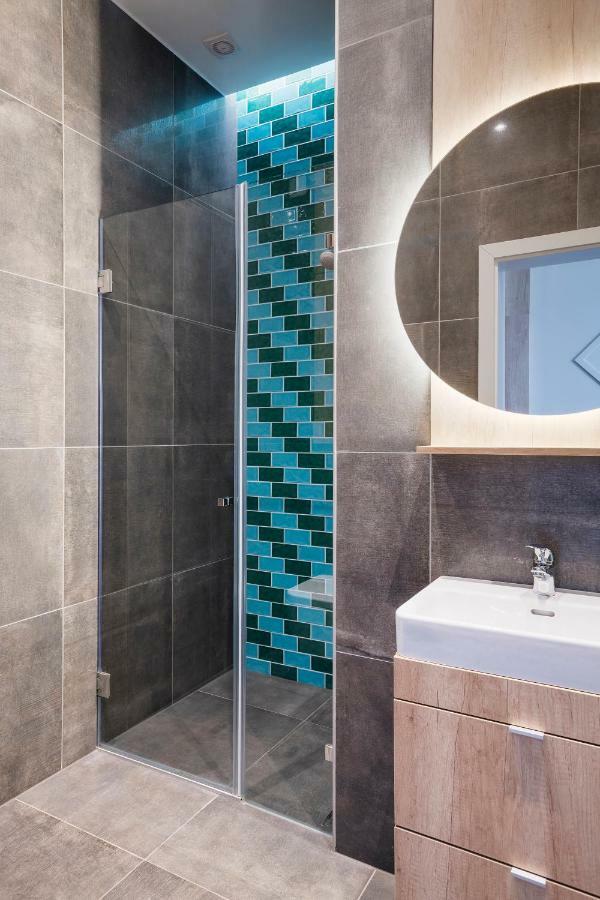 Lakeside Residences Apartman *